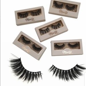 Miss Lil Eyelashes Extension # 5